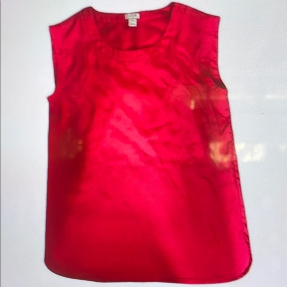 Tops - Women's Sleeveless Red Top
